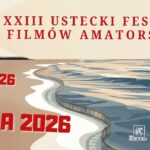 Plaża i morze, na linii brzegowej taśma filmowa, po lewej u góry kamera filmowa. Czerwone napisy z informacją o festiwalu i dacie.