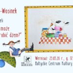 W lewym dolnym rogu dwie postaci rudowłosej Pippi w niebieskich sukienkach oraz kolorowe elementy graficzne. Na środku ilustracja akwarelowa z krówką. W prawym górnym rogu czerwone koło z jaśniejszymi kropkami i napisem Festiwal Pippi